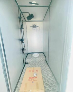20ft Portable Shipping Container Bathroom Unit – 5 Separate Restrooms & Washrooms