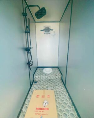 20ft Portable Shipping Container Bathroom Unit – 5 Separate Restrooms & Washrooms