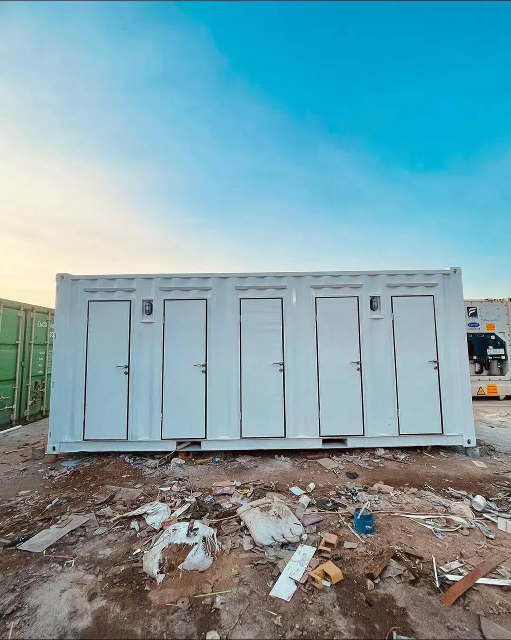 20Ft Portable shipping container bathroom units. 5 separate bathroom and washrooms 20ft Portable Shipping Container Bathroom Unit – 5 Separate Restrooms & Washrooms