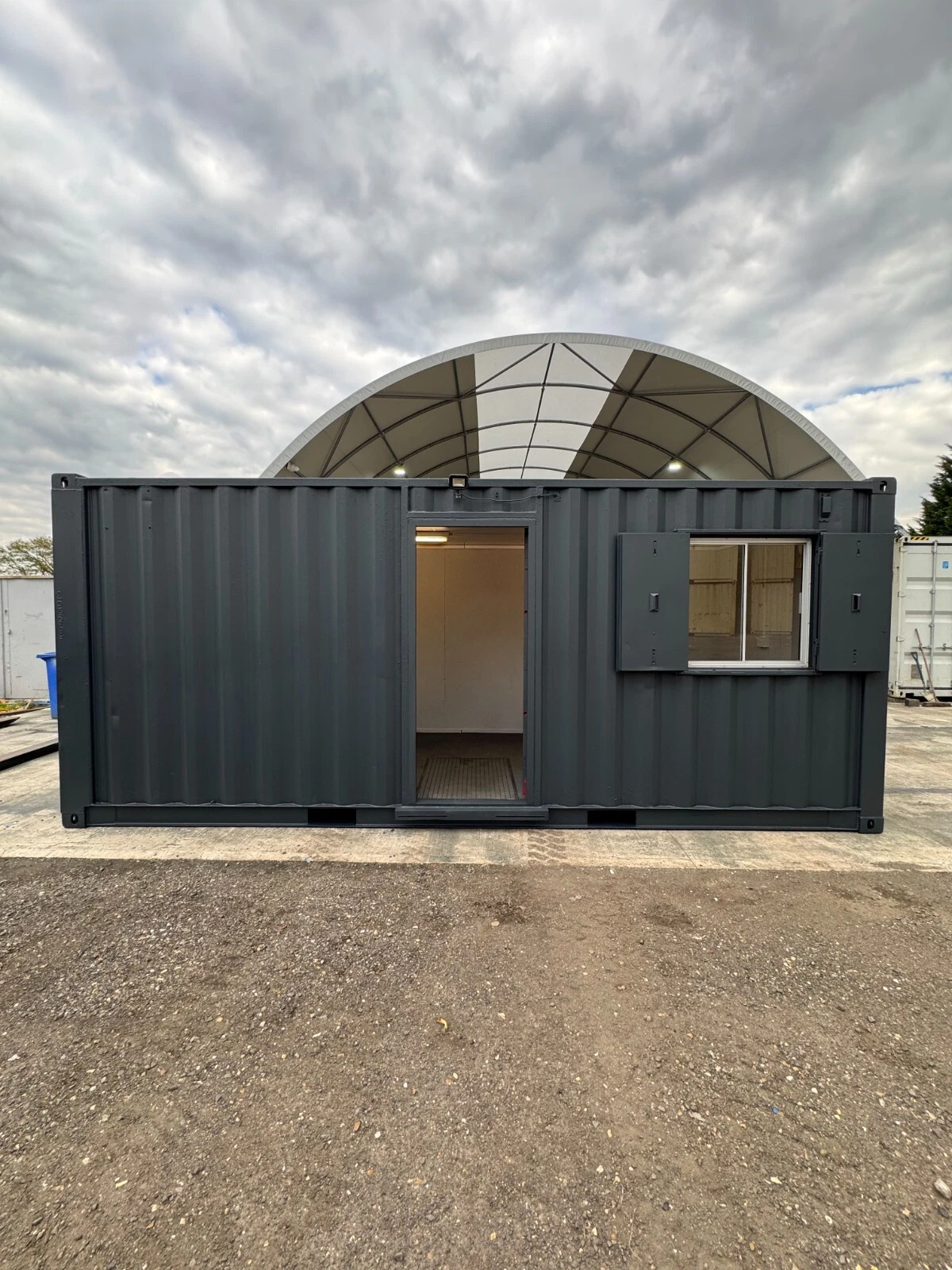 20ft x 8ft Site Office & Canteen Shipping Container – Staff Changing Room & Welfare Unit 20ft x 8ft Site Office & Canteen Shipping Container – Staff Changing Room & Welfare Unit