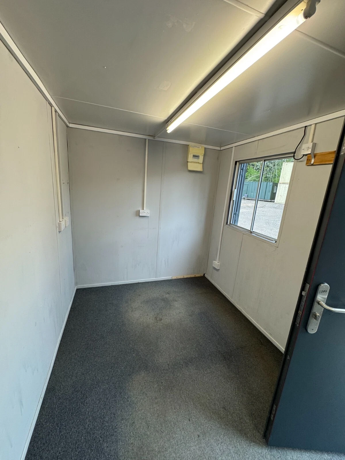 20ft x 8ft Site Office & Canteen Shipping Container – Staff Changing Room & Welfare Unit 20ft x 8ft Site Office & Canteen Shipping Container – Staff Changing Room & Welfare Unit