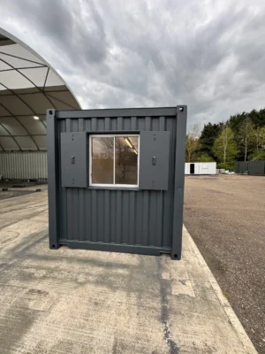 20ft x 8ft Site Office & Canteen Shipping Container – Staff Changing Room & Welfare Unit