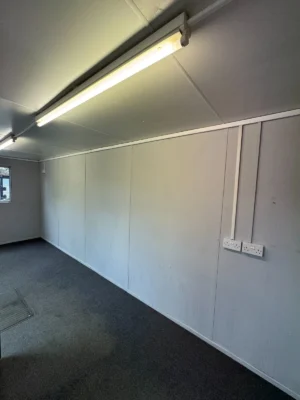 20ft x 8ft Site Office & Canteen Shipping Container – Staff Changing Room & Welfare Unit