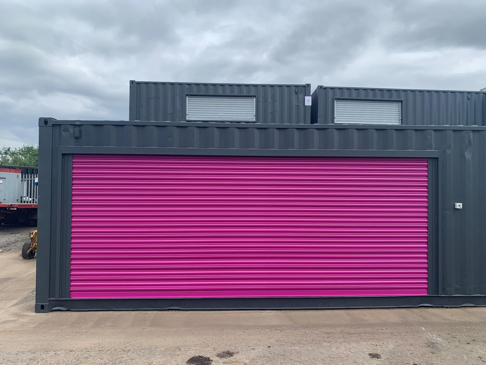 40FT x 8FT Roller Shutter Shipping Container – Secure Steel Storage Unit 40FT x 8FT Roller Shutter Shipping Container – Secure Steel Storage Unit